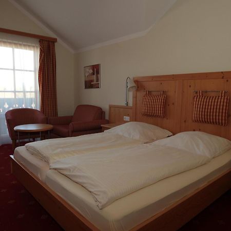 Landgasthof Drei Rosen Bernried am Starnberger See Extérieur photo
