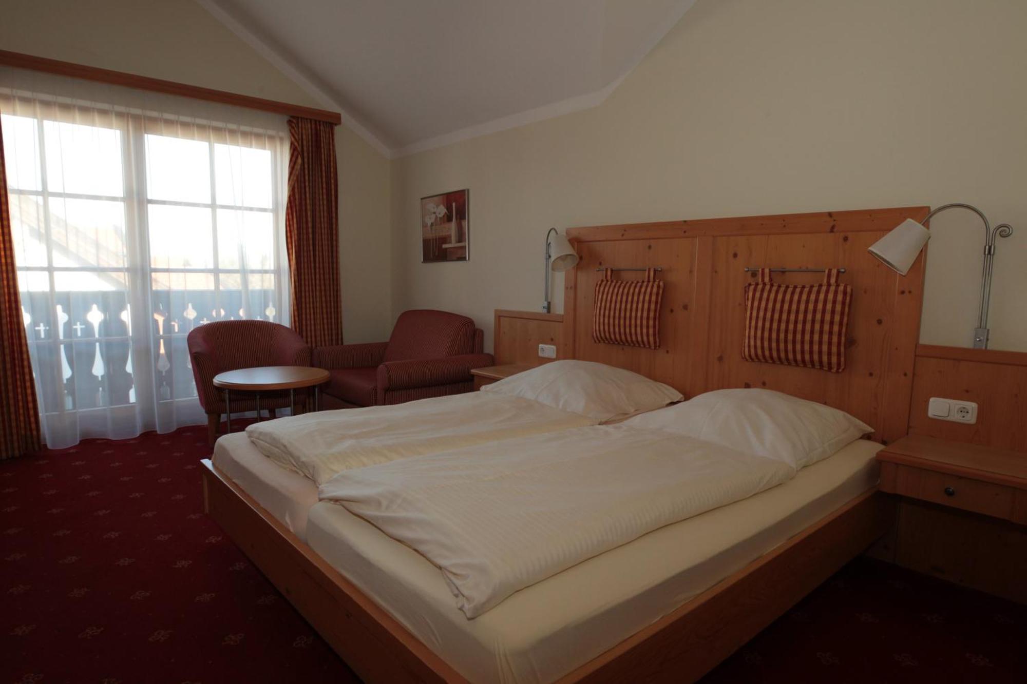 Landgasthof Drei Rosen Bernried am Starnberger See Extérieur photo